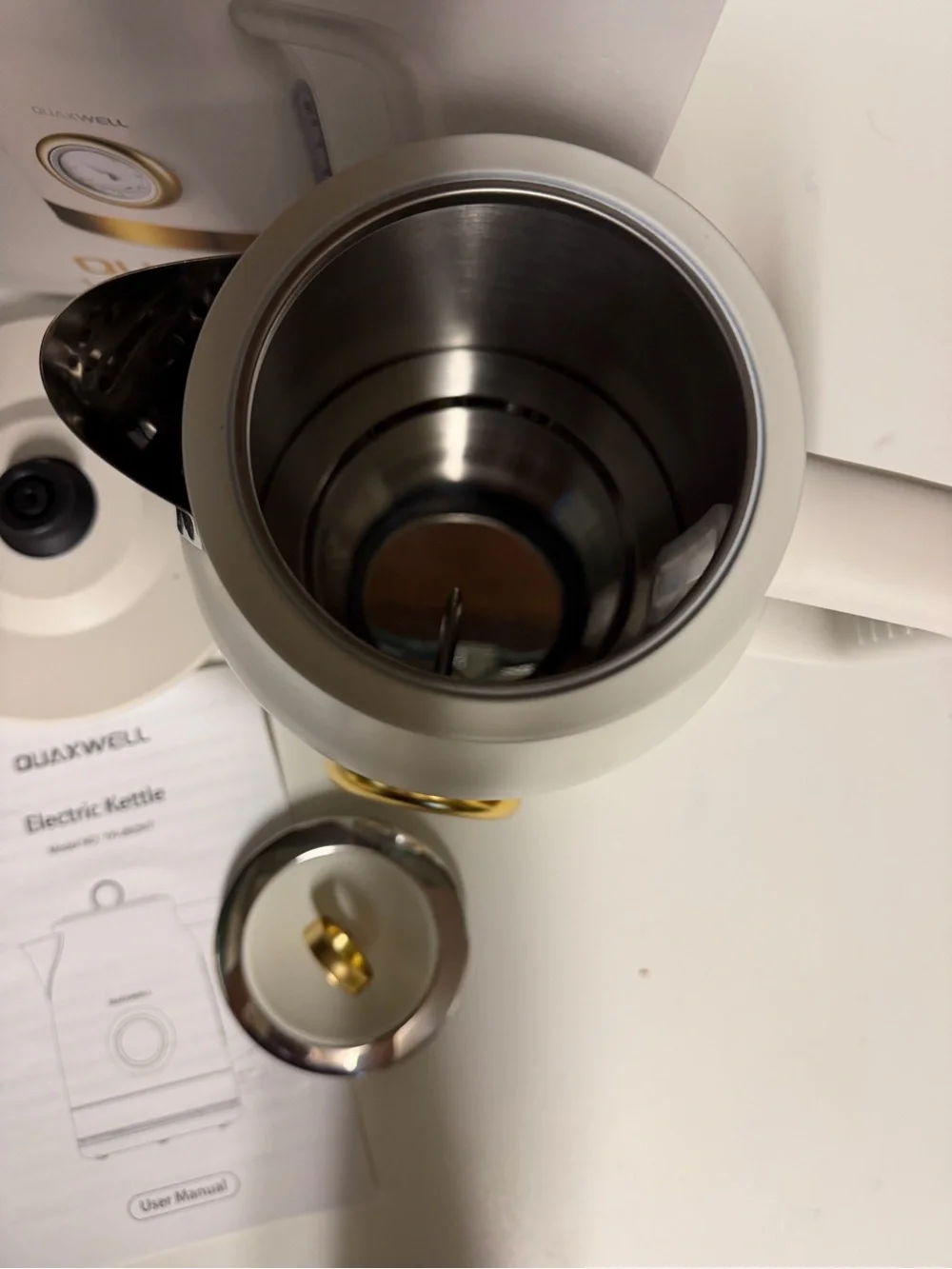 Retro Quaxwell Electric Tea Kettle 1.7L